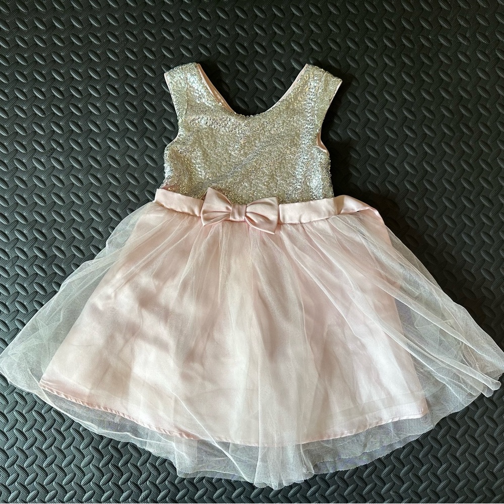 Zunie Dress Silver & Pink